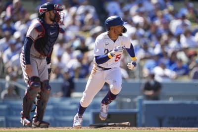 Dodgers' Mookie Betts Receives Warm Ovation in First Game Back at