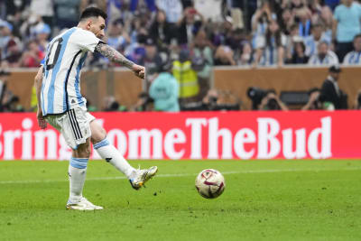 Lionel Messi Argentina Soccer Enamel Pin