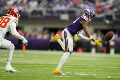 Vikings outlast 49ers 22-17 with 2 Cousins-Addison TDs and 2 late  interceptions by Bynum