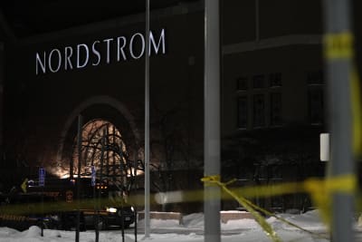 Nordstrom in Northpark Mall in Dallas evacuated as cops probe 'threats made  to several stores' after disturbing reports