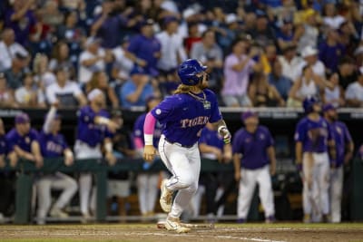 LSU takes down Wake Forest 2-0 in 11 innings