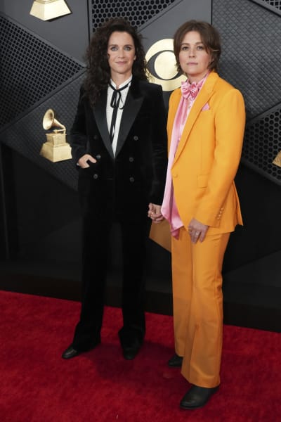Victoria Monét wins best new artist at the Grammys