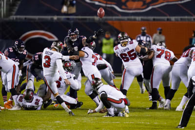 Nick Foles Beats Tom Brady Again as Bears Top Bucs on Thursday