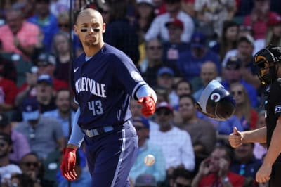 Cardinals set team record with 15th straight win, beat Cubs