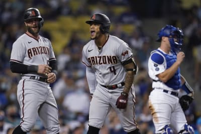 Justin Turner hits two homers as Dodgers clinch playoff berth