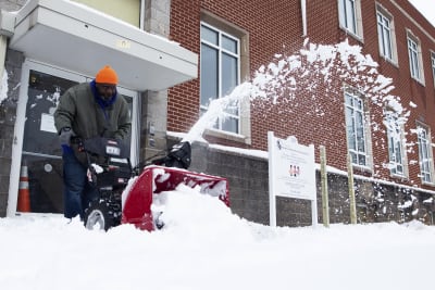 Lake effect storm paralyzes Buffalo