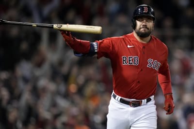 Schwarber, Red Sox slam Astros 12-3, lead ALCS 2-1