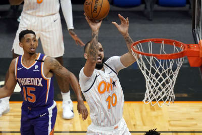 Which players who have played for the Phoenix Suns and hit a game