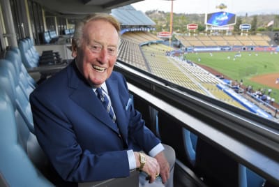 He was the Dodgers.' Players, staff mourn Vin Scully - Los Angeles