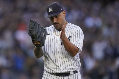 Stanton, Judge homer as Yankees beat Guardians, advance to ALCS 