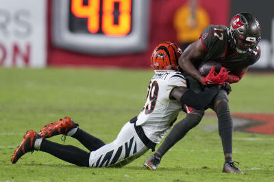 Burrow throws for 4 TDs, Bengals rally past Buccaneers 34-23