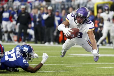 Giants outlast Vikings 31-24 for 1st playoff win in 11 years - The