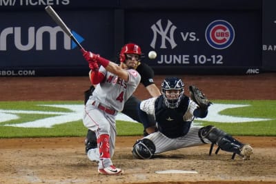 Andrew Velazquez hits his first home run for New York Yankees