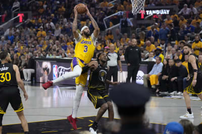 LeBron James shines in Lakers win, Clippers rally stuns Wizards