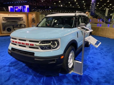 The coolest car colors we spotted at 2022 Detroit Auto Show