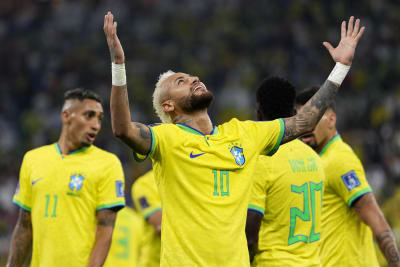 Neymar scores 78th, 79th goals to surpass Pelé and break Brazil's