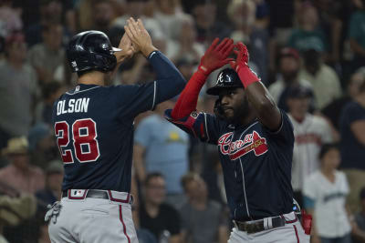 Riley homers, Anderson shines as Braves beat Cards