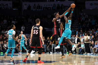 Hornets hang on to beat depleted Warriors