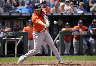 Díaz hit in 10th propels Astros to 6-3 win over Royals