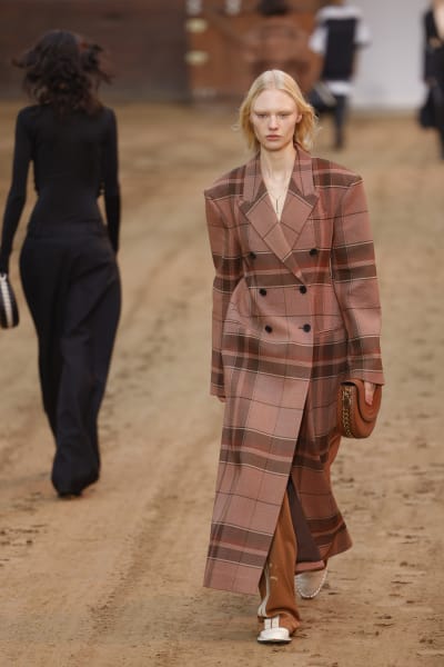 Vuitton draws stars as McCartney brings horses to Paris show - Vancouver Is  Awesome