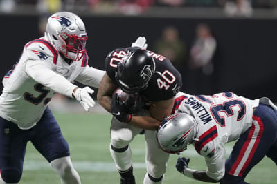 Patriots stifle Falcons 25-0 for 5th consecutive victory