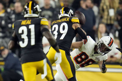 T.J. Watt's scoop-and-score lifts Steelers past Browns 26-22 as