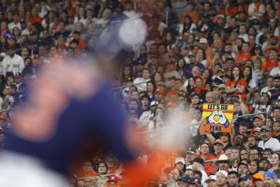 Fans rush to get Astros new Gold Rush jerseys at Minute Maid Park