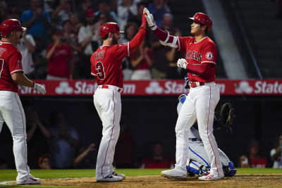 Taylor Ward caps off an 11-run inning for the @Angels!