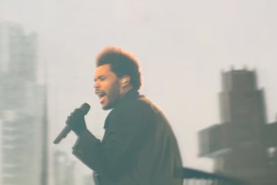 My Deepest Apologies: The Weeknd Cancels Concert Mid-Song After Losing His  Voice