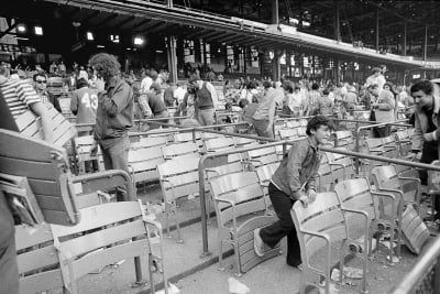 MLB Cathedrals on X: The original Monument Park at Yankee Stadium was  inside the park, as in-play.  / X