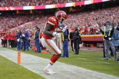 DIVISION CHAMPS! Chiefs rout Steelers to clinch sixth straight AFC West  title