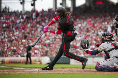 De La Cruz goes for cycle and Votto hits 2 clutch homers as streaking Reds  stop Braves 11-10