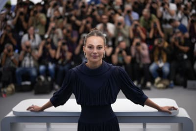 Alicia Vikander receives ovation at Cannes Film Festival