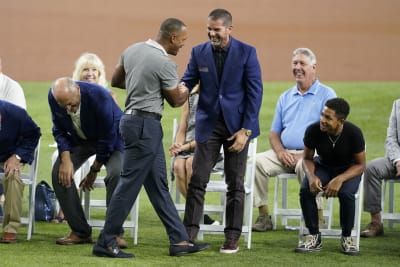 Pudge Rodriguez and other Hall of Fame inductees take part in emotional  ceremony - Los Angeles Times