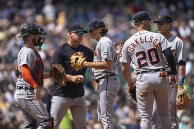 Phillies lose late lead, rally to finish 3-game sweep of Tigers