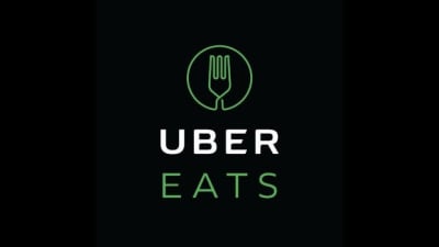 Star Warsu0027 vs u0027Star Treku0027 rivalry continues as Mark Hamill and