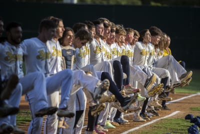 🚨 BREAKING NEWS 🚨 The Y'alls will be taking a trip down to Savannah to  play a good ole game of Banana Ball with @thesavbananas in May of 2…