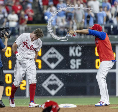 Is Rhys Hoskins on Phillies' NLCS roster amid injury rehab?