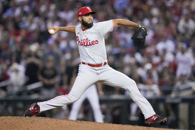 Phillies' bullpen fails late again in 6-5 loss to Diamondbacks, tying the  NLCS at 2-all