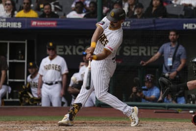 Manny Machado hits walk-off home run to propel Padres over Giants