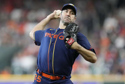 Justin Verlander wins 12th game; Astros beat A's 5-0