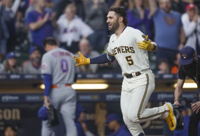 The Brewers new home-run cheesehead gets a workout Tuesday against the Mets