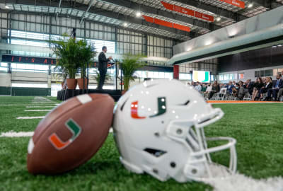 Miami Hurricanes football team in virus protocols