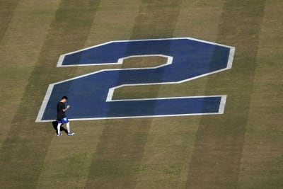 Dodgers Hall of Fame manager Tommy Lasorda dies at 93 – Orange County  Register