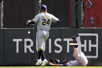 JOC POP!!! Braves' Joc Pederson smashes 3-run homer to put Atlanta up in  NLDS Game 3! 