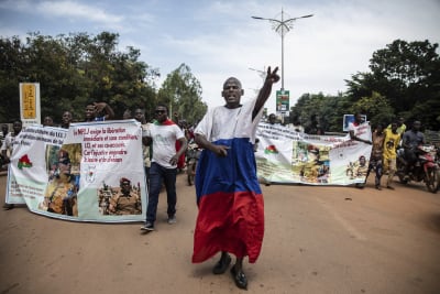 Demonstrators in Burkina Faso protest France and ECOWAS while