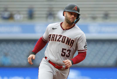 Cubs lose opener to D-backs in Wild Card battle