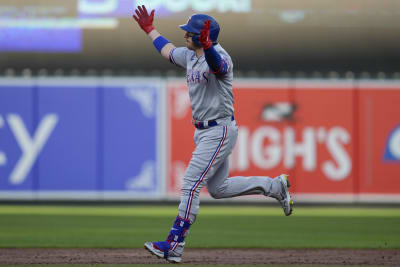 Nine-run inning from Texas eliminates Hurricanes baseball from