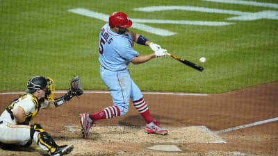 Yadier Molina shattered his bat while attempting to tap home plate