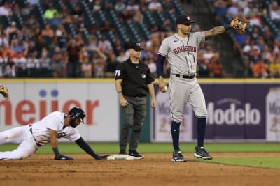 ALCS: Carlos Correa Leads the Astros, On and Off the Field - The